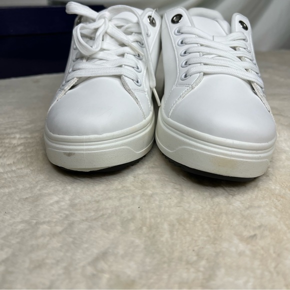 Madden Girl White Sneakers FLAWED - Picture 8 of 14